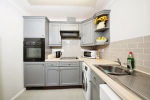 KITCHEN- click for photo gallery